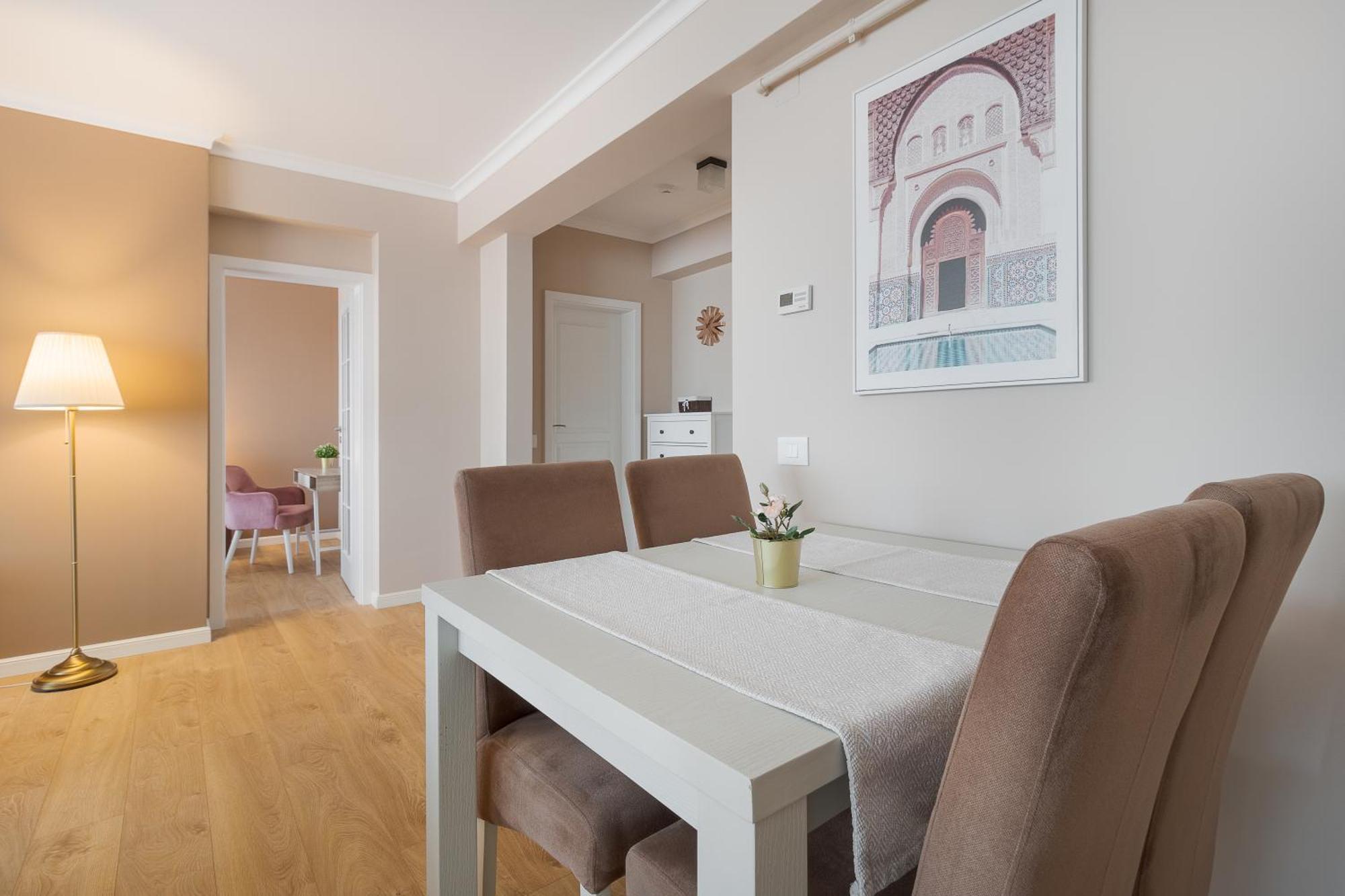 Warm Flat Διαμέρισμα Oradea Εξωτερικό φωτογραφία